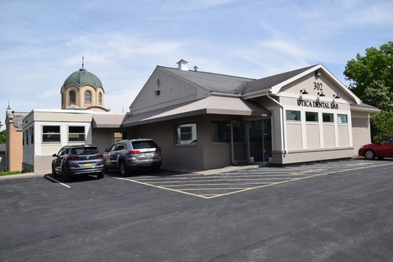 Utica Dental Lab Exterior